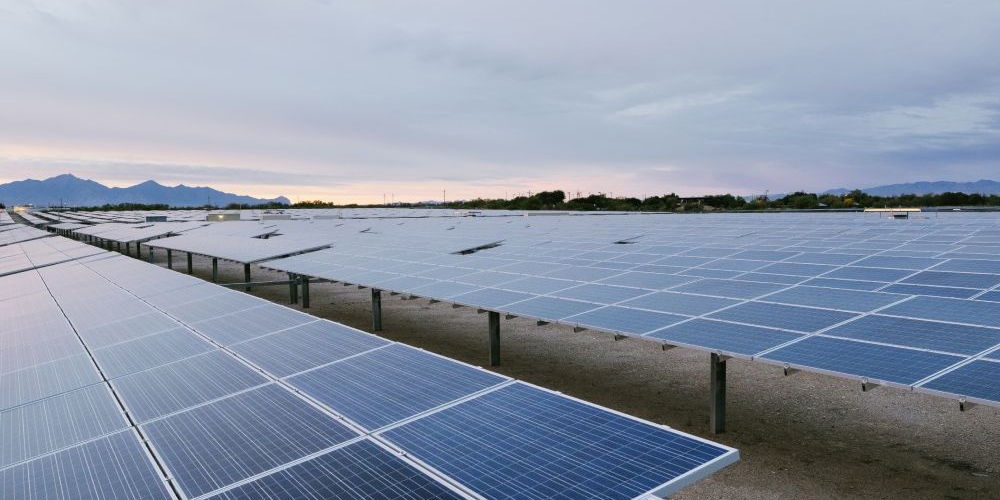 Un grande campo fotovoltaico, uno strumento per rimanere competitivi nella sfida green